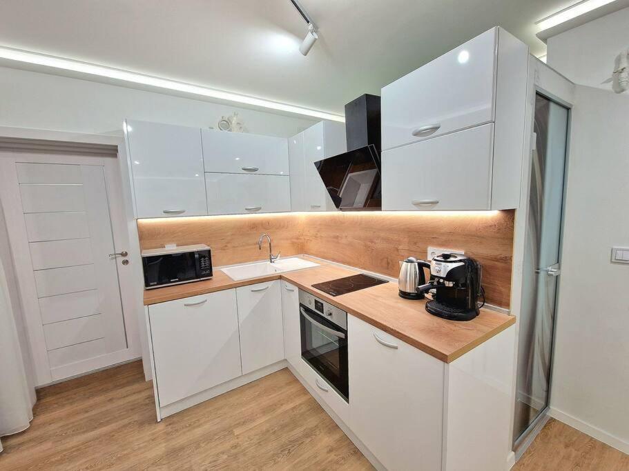 Luxury Apartment. 75 Inches Tv Varna Dış mekan fotoğraf